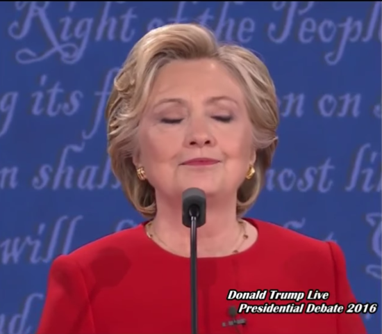 Clinton habla sobre los impuestos de Trump