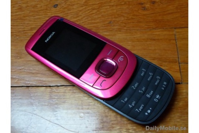 Mi primer movil por no decir cola cao