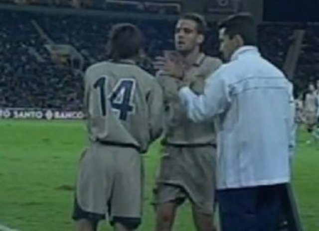 Debut en el primer equipo del  FC Barcelona