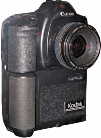 The first professional digital cameras