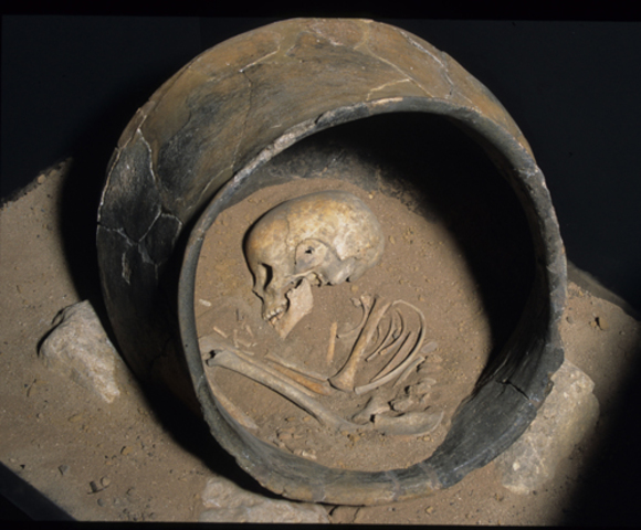 Inicio de la cultura de El Argar (1.700 a.C.)