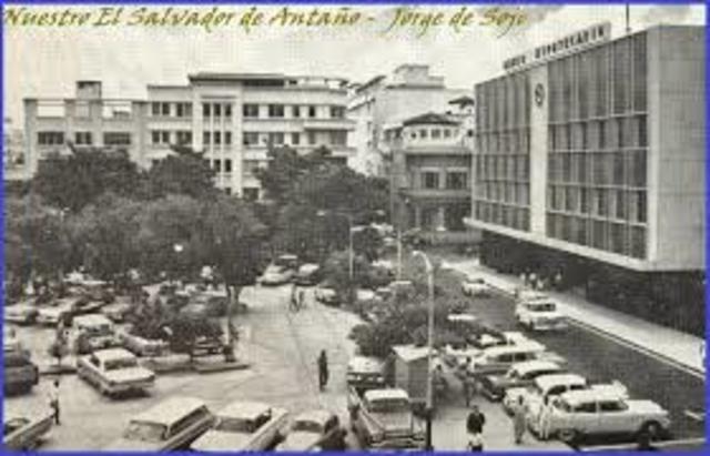 1867 Primero Bancos en El Salvador