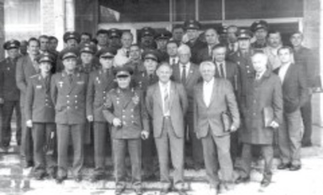 Primeros equipos de trabajo sobre la I.O