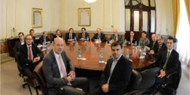 Reformas en artículos de ley de bancos