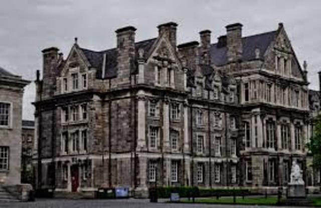 Newton entra al "Tinity College" en Cambridge, donde desarrolló más métodos para el descubrimiento del Cálculo.