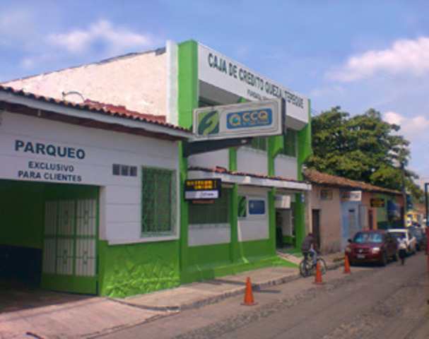 Bancos, Asociaciones de Ahorro y Préstamo e Instituciones de Crédito y Organizaciones Auxiliares