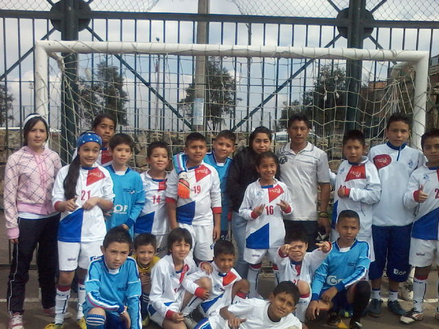 Primera Escuela De Futbol