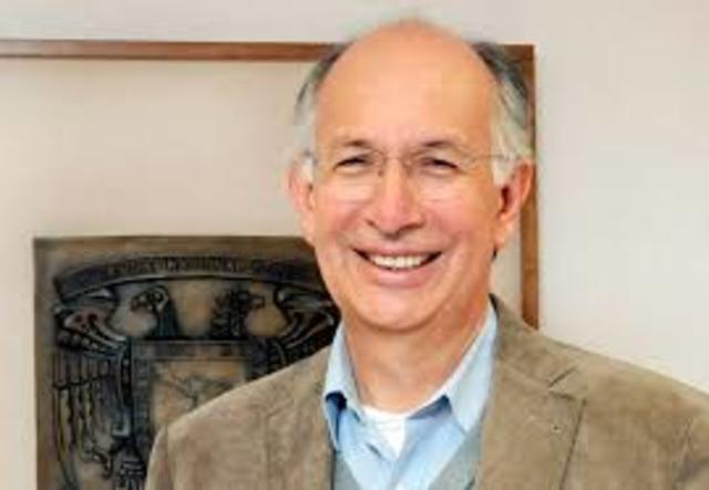 Ricardo Uvalle Berrones. "La teoría de la razón del Estado y la administración pública"