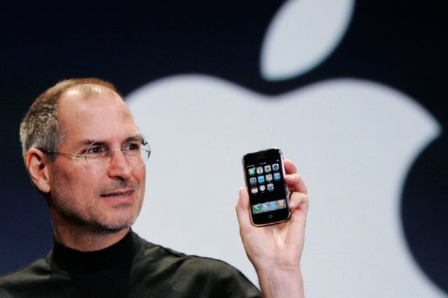 Steve Jobs Releases the iPhone