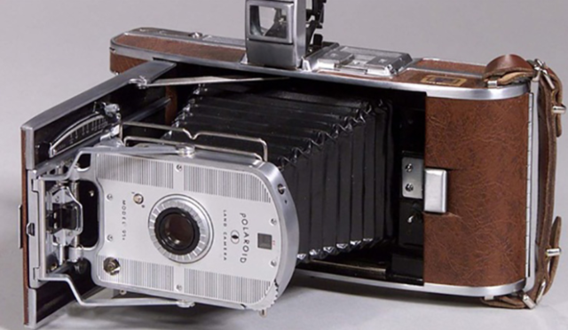 Polaroid Model 95