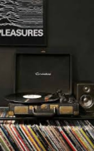 Introducing the modern day vinyl record player