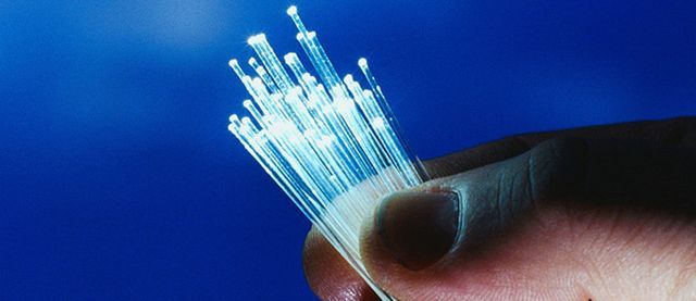 Fibra óptica - CORNING GLASS