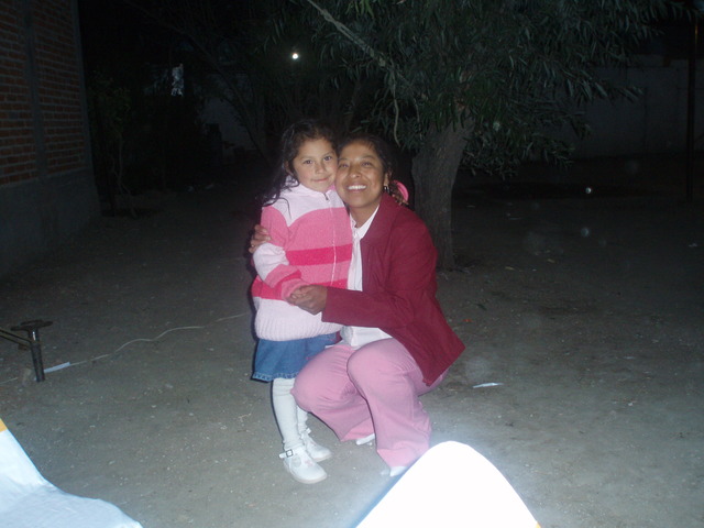 Primera fiesta solo con mi mami