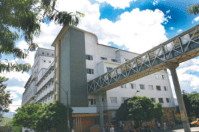 Consigo trabajo de medico en una buena clinica