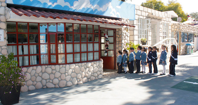 Ingreso al Kinder.