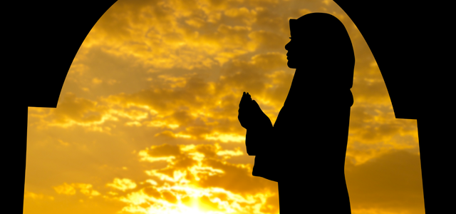 Muhammad dies but religion continues to spread