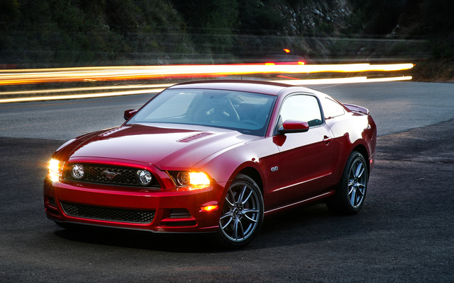 mustang gt 2013