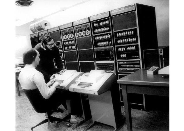 La creación de UNIX (1970)