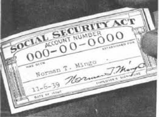 Congress passes the Social security act