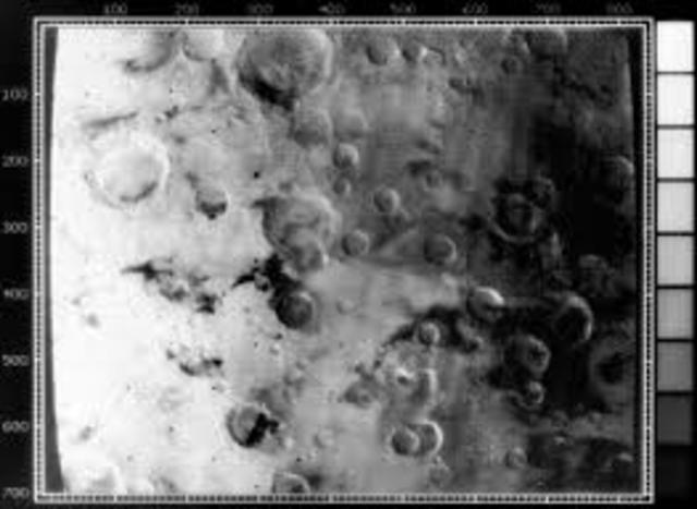 First Pictures of Mars