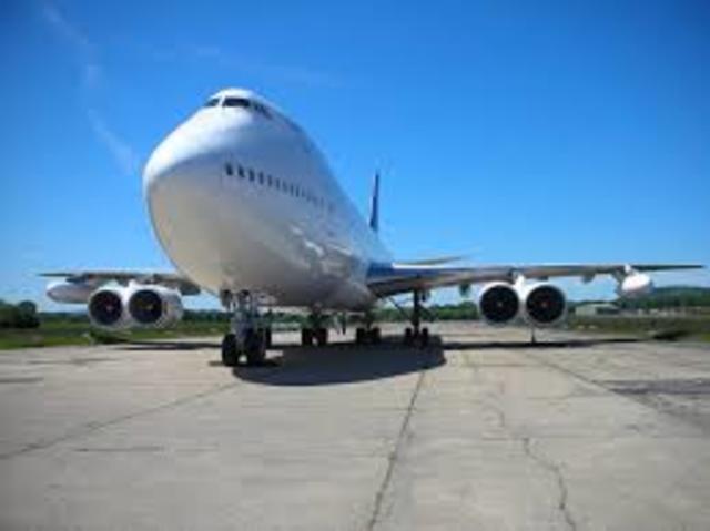 Boeing 747 Introduced