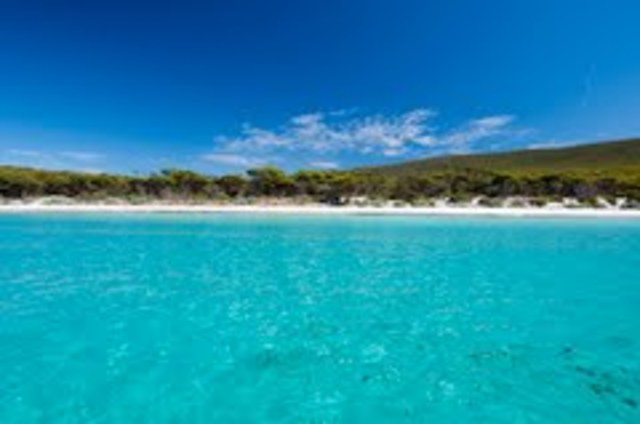 Matthew Flinders Circumnavigates Australia