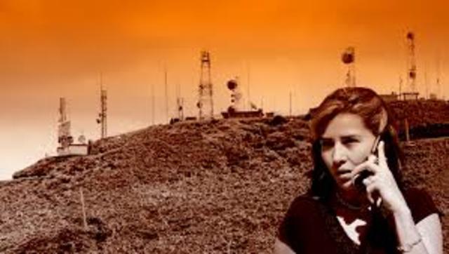 El 1 de Enero de 1984, la compañía AT&T se dividió en siete proveedores lo que significó el comienzo de la liberación del segmento de operadores de telecomunicaciones a nivel mundial.