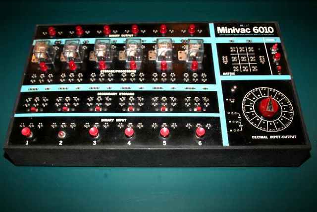 Primera generación: válvulas de vacío