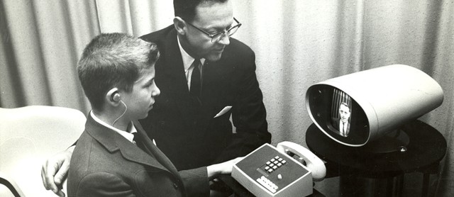 PRIMERA VIDEOCONFERENCIA Y NACE NINTENDO