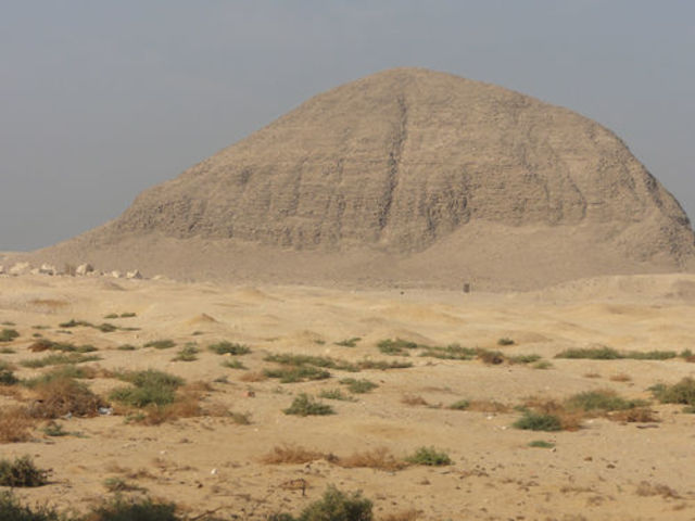 Amenemhet III comes to reign.