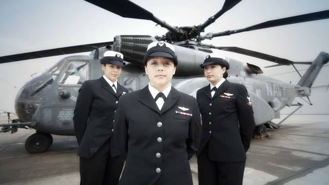 The United States Navy ends its ban on women in submarines