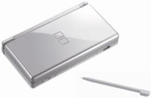 Nintendo DS Lite