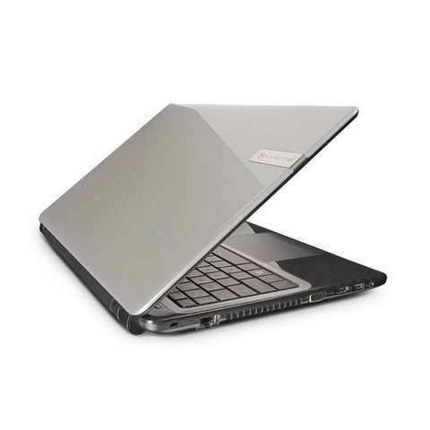 EL ORDENADOR PORTATIL DE MI HERMANO