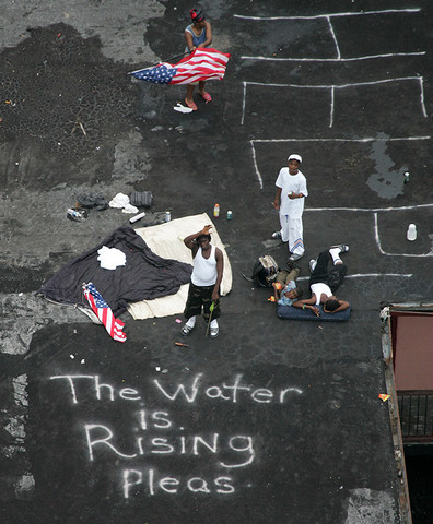Hurricane Katrina Hits the Gulf Coast and Floods New Orleans, Lousiana