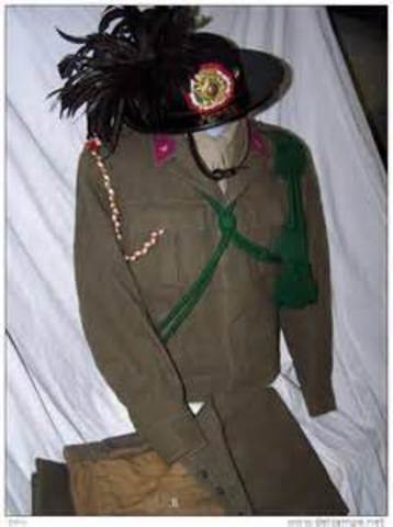 Escher moves to  Château-d'Œx, Switzerland.