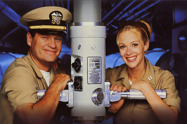 The U.S. Navy ends its ban on women serving in submarines!