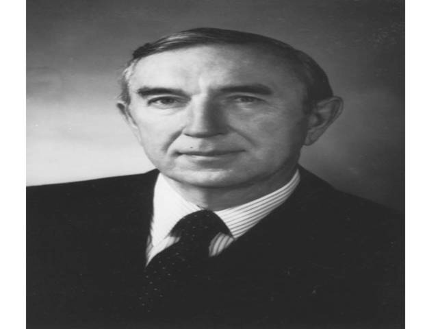 J. F. Magee. 1968 recuperado de Emprenda Negocios. (2012). Top 15 Definiciones (autores). 06 octubre 2016, de s/d Sitio web: http://logisticarentable.blogspot.mx/2012/07/top-15-definiciones-autores.html