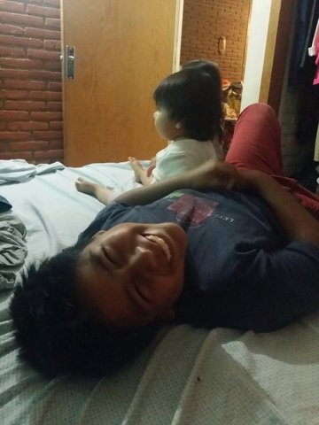 me fui a vivir con mi papá