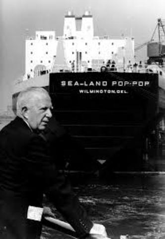 Malcom McLean (Contenedor de transporte maritimo)