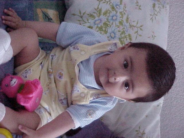 yo de 8 meses de edad