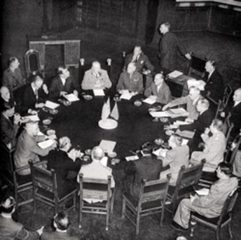 Última reunión de los Tres Grandes