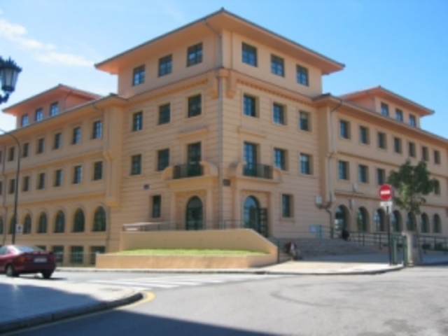 Escuela de Ingeniería Informatica