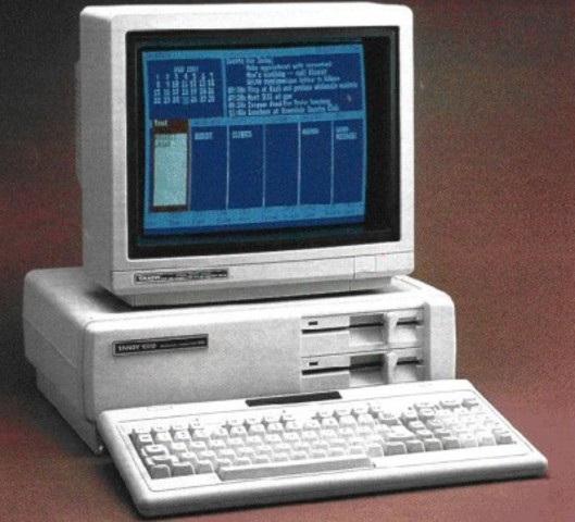 máquina PC Tandy 1000
