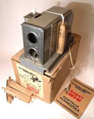 Primer projector de cine de joguina: el Cine NIC