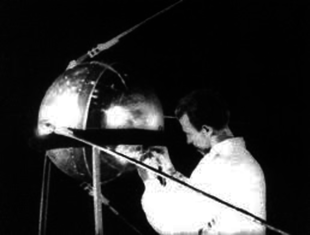 Sputnik I y Impresora Matricial