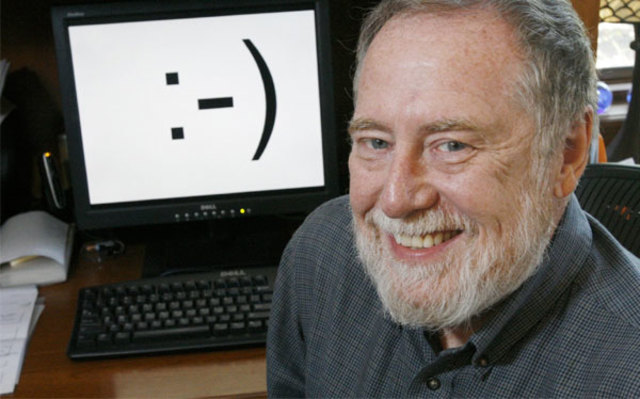 Nace Primer Emoticono