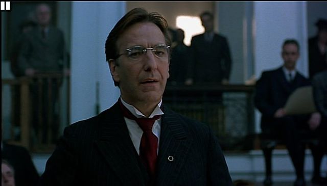 Éamon de Valera, Michael Collins