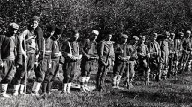 The Thracians and Illyrians rise up in rebellion.