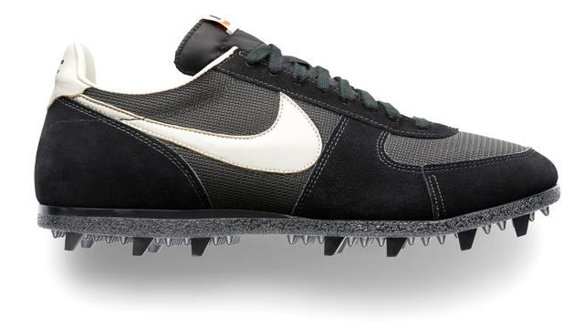 old nike cleats football