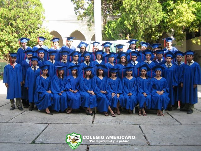 Graduacion secundaria  15 años